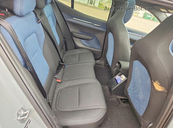 YV4EK3ZL7S2604079 2025 VOLVO EX30 Gray Հետևի նստատեղերի տեսք