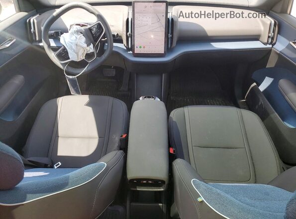 YV4EK3ZLXS2604982 2025 VOLVO EX30 Gray Առջևի վահանակի տեսք