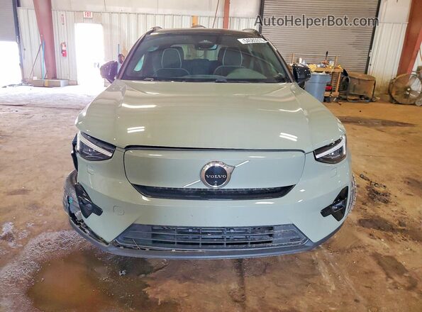 YV4ER3XM5R2248085 2024 VOLVO XC40 Green წინა ხედი