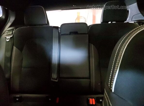 YV4ER3XM5R2248085 2024 VOLVO XC40 Green უკანა სავარძლების ხედი