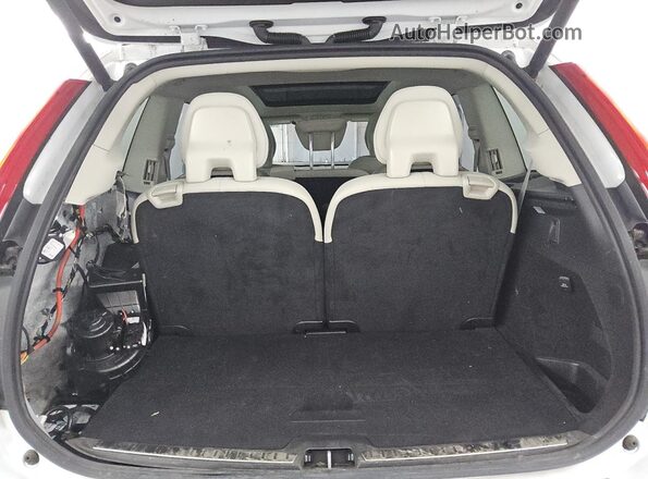 YV4H60CE4R1203406 2024 VOLVO XC90 White 