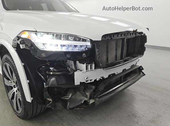 YV4H60CE4R1203406 2024 VOLVO XC90 White 
