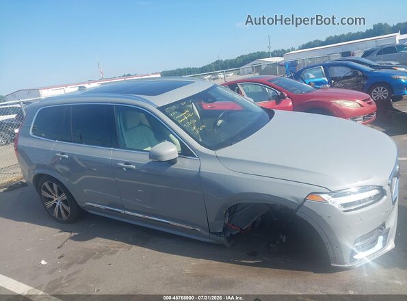 YV4H60CEXR1186076 2024 VOLVO XC90 RECHARGE PLUG-IN HYBRID Gray Սալոնի հետևի տեսք