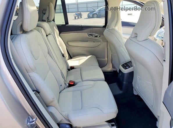 YV4H60CF5R1245494 2024 VOLVO XC90 Gold უკანა სალონის ხედი