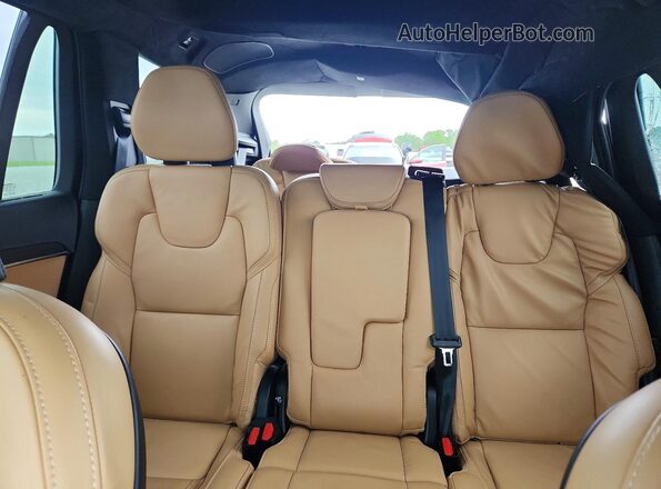 YV4H60CX7P1979060 2023 VOLVO XC90 Silver უკანა სავარძლების ხედი