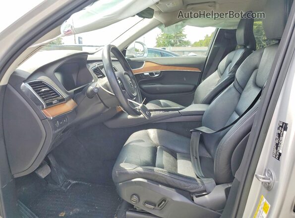 YV4H60CZ1N1854912 2022 VOLVO XC90 Silver Vista interior delantera