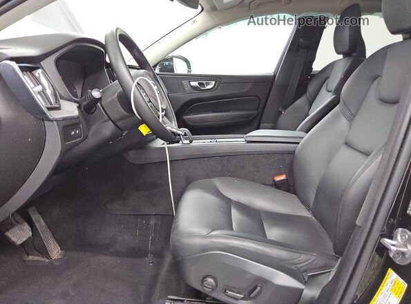 YV4H60DK9R1848895 2024 VOLVO XC60 Black 