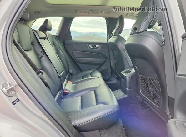 YV4H60DKXP1333384 2023 VOLVO XC60 Gray Вид задньої частини салону