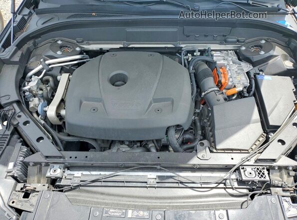 YV4H60DL3N1046314 2022 VOLVO XC60 Black Widok komory silnika