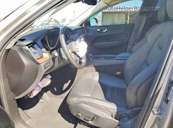 YV4H60DL9R1911406 2024 VOLVO XC60 Silver წინა სალონის ხედი