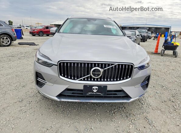 YV4H60DN2P1210592 2023 VOLVO XC60 Silver Front view