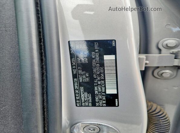 YV4H60DN2P1210592 2023 VOLVO XC60 Silver 360 interior view