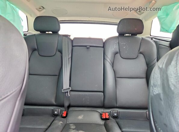 YV4H60DN2P1210592 2023 VOLVO XC60 Silver Rear seats view