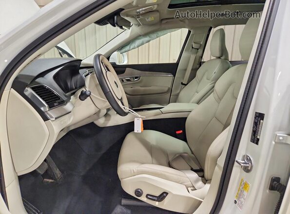 YV4H60LE0R1232885 2024 VOLVO XC90 White Front interior view