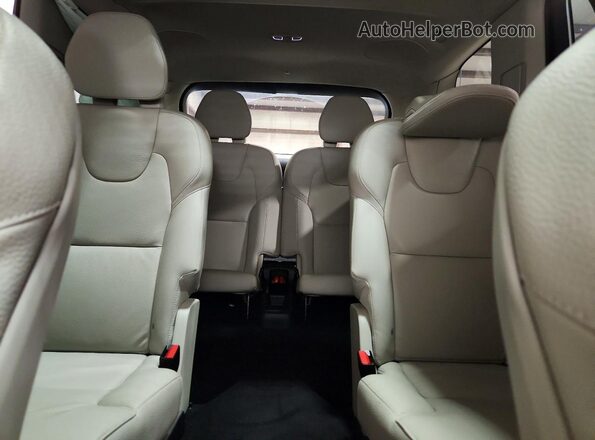 YV4H60LE0R1232885 2024 VOLVO XC90 White Rear seats view