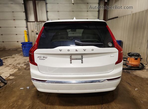 YV4H60LE0R1232885 2024 VOLVO XC90 White Rear view