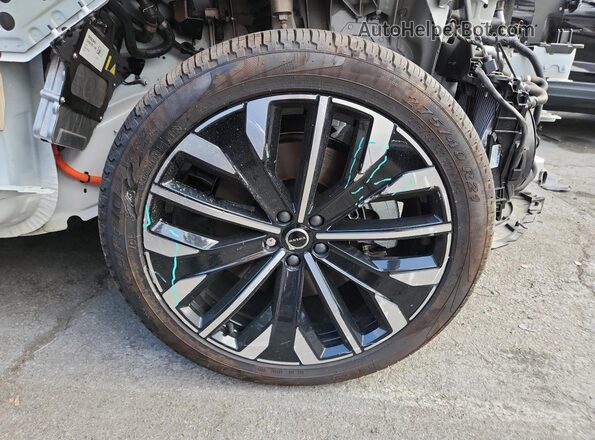 YV4H60PB8S1392115 2025 VOLVO XC90 White 