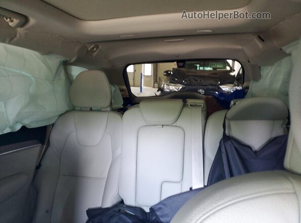 YV4H60PE5S1293875 2025 VOLVO XC90 Blue Սալոնի հետևի տեսք