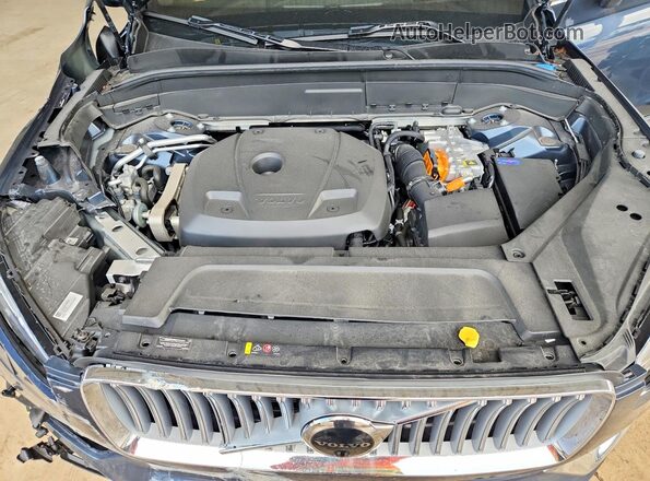 YV4H60PF2S1332947 2025 VOLVO XC90 Gray Engine compartment view