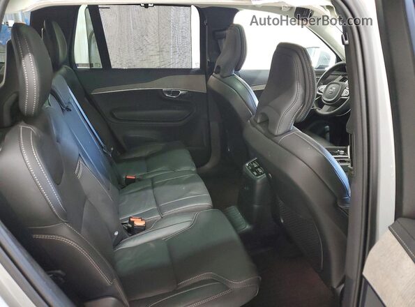 YV4H60PF6S1317190 2025 VOLVO XC90 Gray Vista interior trasera
