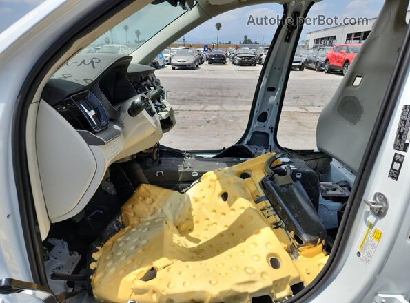 YV4H60PF8T1458991 2026 VOLVO XC90 White 
