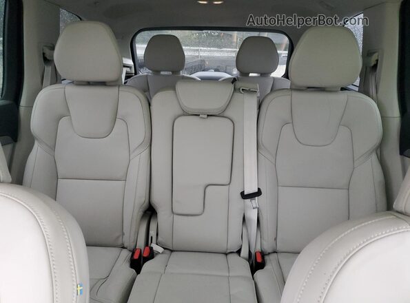 YV4H60PF9S1335490 2025 VOLVO XC90 Gray Հետևի նստատեղերի տեսք