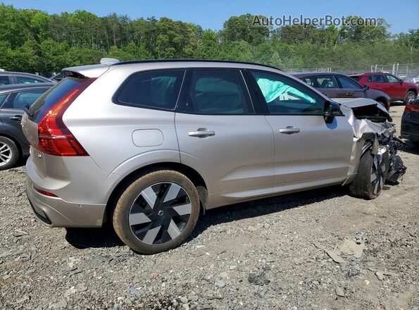 YV4H60RC0S1068131 2025 VOLVO XC60 Gold Հետևի աջ