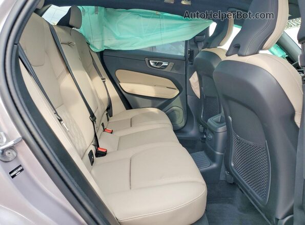 YV4H60RC2T1440733 2026 VOLVO XC60 Серебряный Вид задней части салона