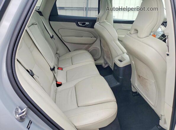 YV4H60RC4S1027159 2025 VOLVO XC60 Gray Rear interior view