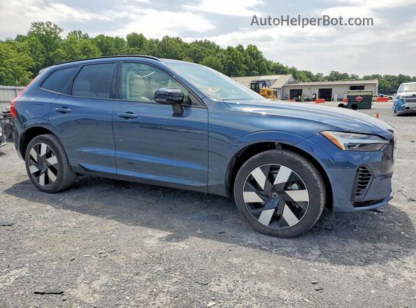 YV4H60RC8S1018013 2025 VOLVO XC60 Blue Przód prawy