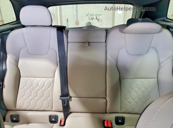 YV4H60RJ0T1406434 2026 VOLVO XC60 Black Rear seats view