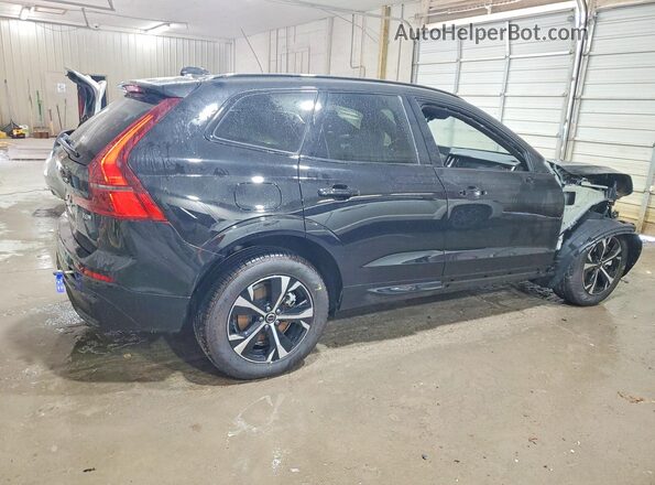 YV4H60RJ0T1406434 2026 VOLVO XC60 Black Rear right