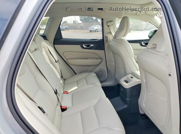 YV4H60RM0S1054321 2025 VOLVO XC60 Gray Rear interior view