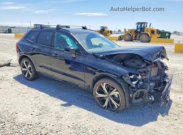 YV4H60RM2S1050464 2025 VOLVO XC60 Черный Передняя правая четверть