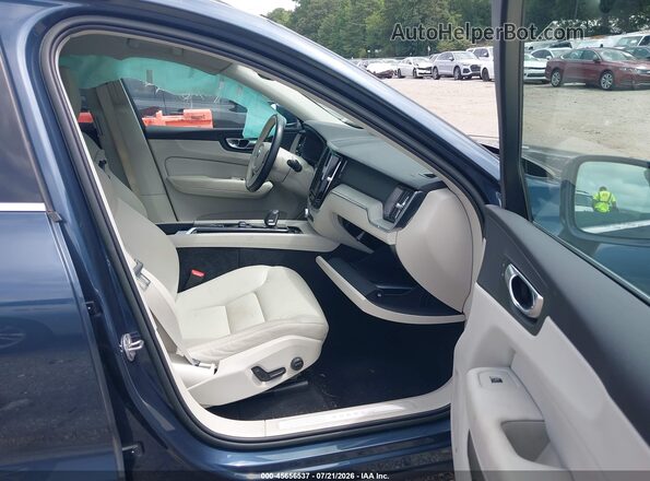 YV4L12DN5P1345666 2023 VOLVO XC60 Синий Вид салона спереди