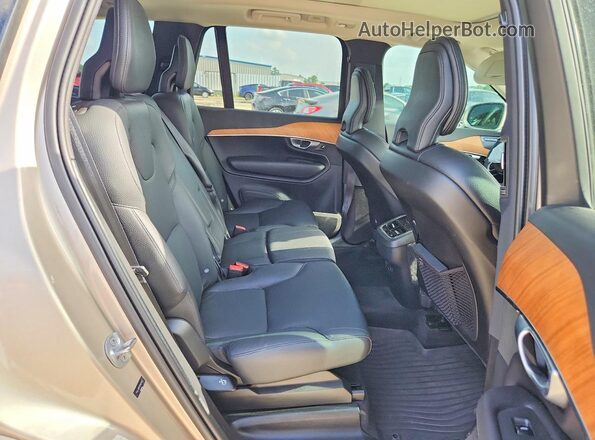 YV4L12PE5R1157454 2024 VOLVO XC90 Gold Vista interior trasera