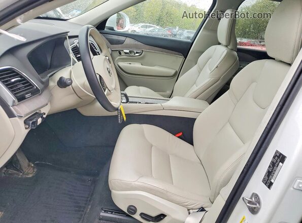YV4L12PN6P1965227 2023 VOLVO XC90 White Front interior view