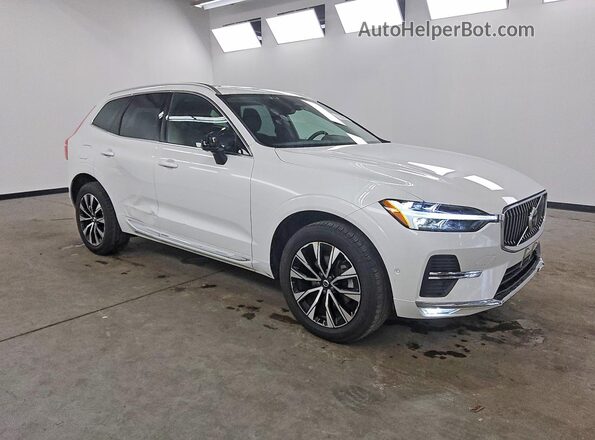 YV4L12RE4P1266272 2023 VOLVO XC60 Белый Передняя правая четверть