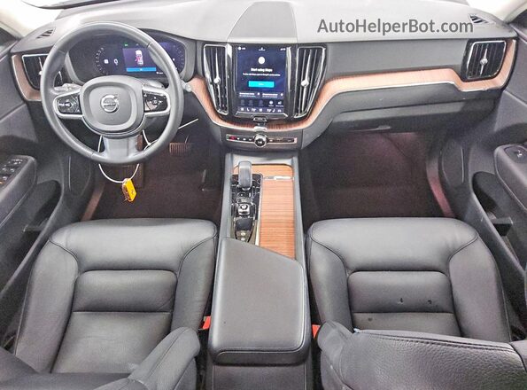 YV4L12RE4P1266272 2023 VOLVO XC60 Белый Вид панели приборов
