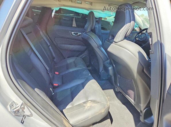 YV4L12RK8N1961454 2022 VOLVO XC60 Silver უკანა სავარძლების ხედი