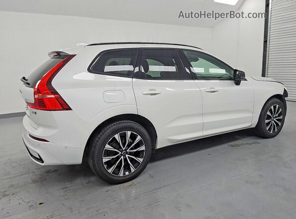 YV4L12RL2R1911857 2024 VOLVO XC60 White Задня права чверть