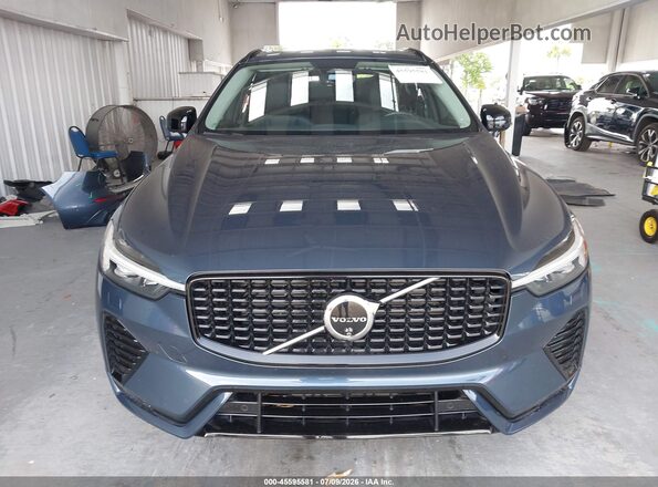 YV4L12RL4R1777806 2024 VOLVO XC60 Blue Вид задньої частини салону