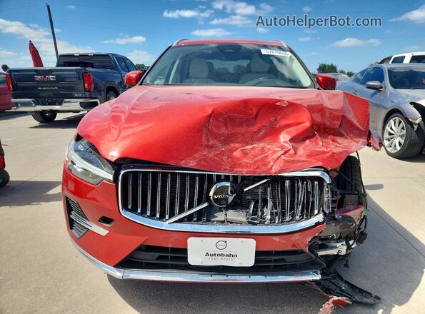 YV4L12RN0P1239103 2023 VOLVO XC60 Red Widok z przodu