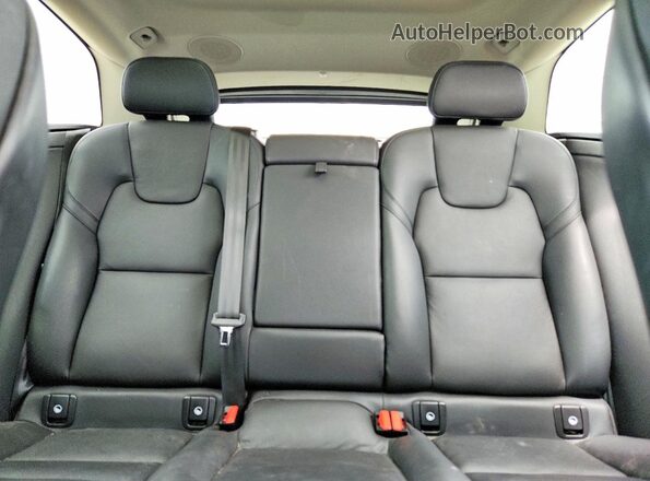 YV4L12RN3P1198014 2023 VOLVO XC60 Blue უკანა სავარძლების ხედი