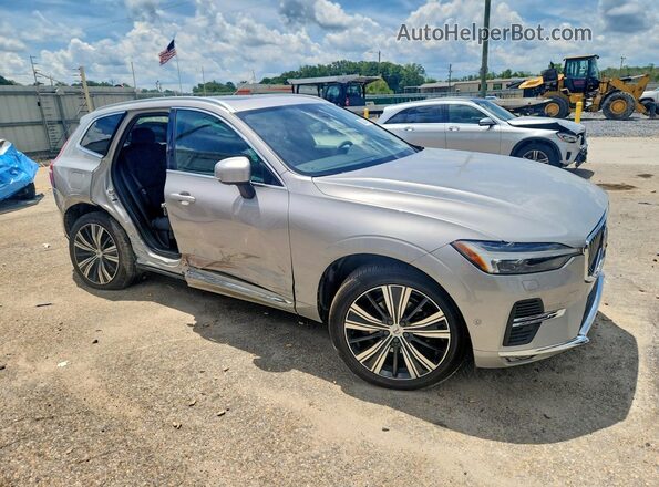 YV4L12RN7P1253824 2023 VOLVO XC60 Silver Delantero derecho