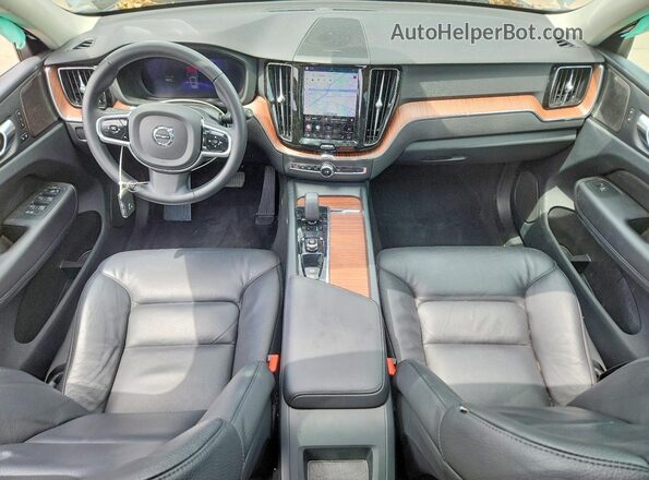 YV4L12RN7P1340753 2023 VOLVO XC60 Blue Vista del salpicadero