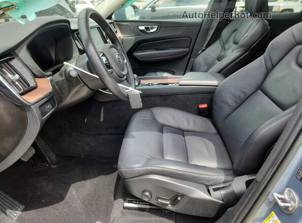 YV4L12RN7P1340753 2023 VOLVO XC60 Blue Vista interior delantera