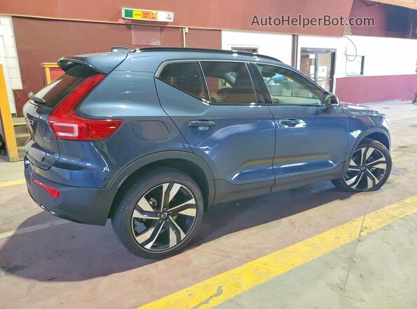 YV4L12UC1T2776119 2026 VOLVO XC40 Blue Задня права чверть