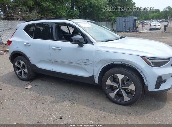 YV4L12UC2T2782463 2026 VOLVO XC40 Blue Սալոնի հետևի տեսք