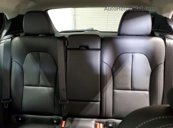 YV4L12UC3T2795755 2026 VOLVO XC40 Gray Rear seats view